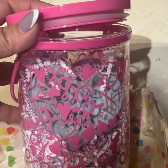 Oatmeal Valentine’s Day soap set! - Picture 4 of 4